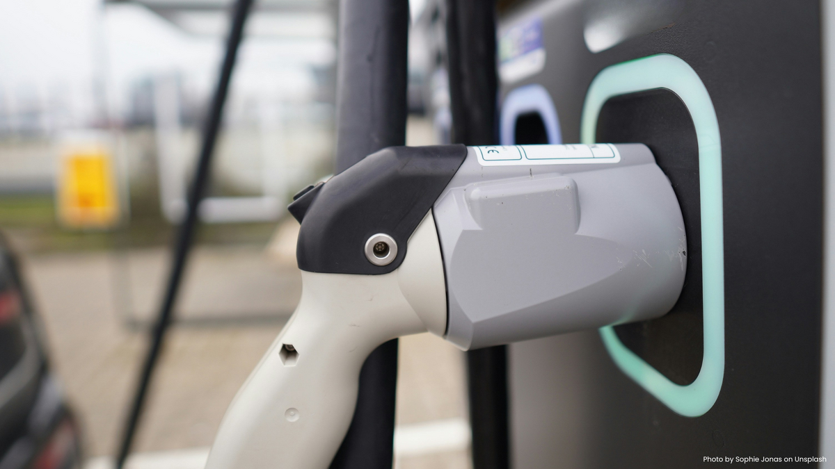 Expert Series: The EV Transition in Fleet Charging: What it means for fuel retailers